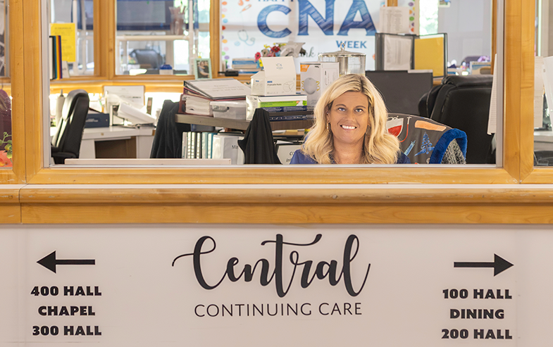 Our-Staff—Nursing-Station2